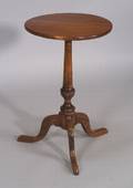 Queen Anne Maple Candlestand