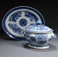 Blue Fitzhugh Decorated Chinese Export Porcelain Oval Tureen and Platter