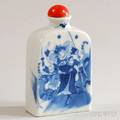 Large Chinese Blue and White Figuraldecorated Porcelain Snuff Bottle