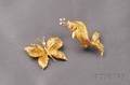 Two 18kt Gold Brooches