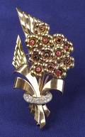 Retro Bicolor 18kt Gold and Gemset Brooch