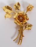 14KT YELLOW GOLD AND DIAMOND FLOWER PIN