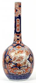 JAPANESE IMARI PORCELAIN STICK NECK VASE 19TH C