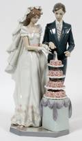 LLADRO PORCELAIN FIGURE GROUP WEDDING CAKE
