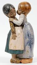 LLADRO GRES FIGURE GROUP THE LITTLE KISS