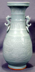 3018 CHINESE PORCELAIN CELADON VASE CIRCA 1875 H 17