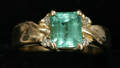 020098 14 KT GOLD DIAMOND  COLOMBIAN EMERALD RING