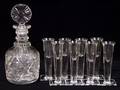 0086 CRYSTAL DECANTER AND LIBBEY SHOT GLASSES 9CS