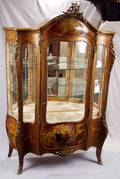 012105 FRENCH LOUIS XV STYLE VERNIS MARTIN VITRINE 19