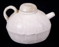 113082 CHINESE CREAMWHITE WARE WINE OR SAUCE POT WITH