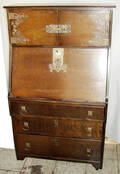 120373 ARTS  CRAFTS OAK SLANTFRONT DESK CIRCA 1910
