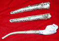 0446 CHINESE SILVER GROUPING 3 PCS L APPROX 4 TO 5
