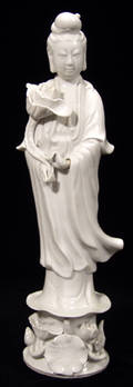 020537 CHINESE PORCELAIN FIGURE OF QUAN YIN BLANC DE