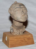 113356 AFRICAN CERAMIC HEAD 7 12 MOUNTED ON WOOD B
