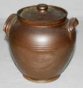0505 POTTERY JUG H 10 DIA 7