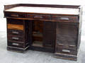 020032 PAYMASTERS OAK DESK C1900 H 48 L 72 D 35