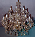 020002 STRAUSS CRYSTAL CHANDELIER 24 LIGHT