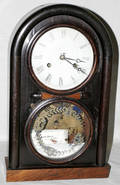 051082 BEEHIVE MANTEL CLOCK
