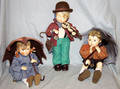 080095 GOEBEL UMBRELLA BOY  GIRL VIOLINIST