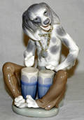 031242 LLADRO PORCELAIN FIGURE DOG PLAYING BONGOS