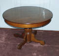 030102 AMERICAN OAK DINING TABLE CIRCA 1900
