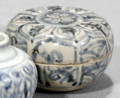 061249 ANNAMESE BLUE  WHITE POTTERY BOX