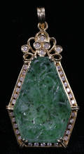 031283 14KT YELLOW GOLD CHINESE JADE  DIAMOND PENDAN