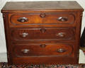 040218 NEW ENGLAND STYLE THREE DRAWER BACHELORS CHEST
