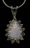031284 201CT OPAL DIAMOND  YELLOW GOLD PENDANT