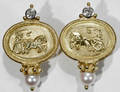 042247 18KT GOLD ETRUSCAN HORSE  CARRIAGE EARRINGS