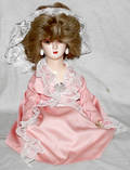 081390 PAPER MACH ELEGANT LADY DOLL