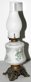 051399 AMERICAN MILK GLASS  IRON OIL LAMP