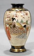 040395 JAPANESE SATSUMA PORCELAIN VASE