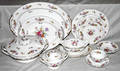 062425 ALADDIN PORCELAIN DINNER SERVICE DRESDENIA