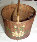 060471 AMERICAN FLORAL MOTIF WICKER BASKET