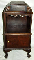 040507 QUEEN ANN STYLE MAHOGANY HUMIDOR W OPEN SHELF