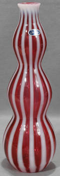 030474 FENTON GLASS TRIPLE BULB SHAPED GLASS BOTTLE