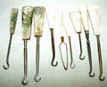 060507 VICTORIAN MOTHER OF PEARL BOOT LACE HOOKS