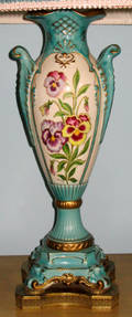 031655 ENGLISH PORCELAIN VASE CONVERTED TO A LAMP
