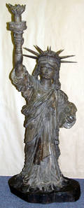 080034 J JUNGWIRTH FRUITWOOD CARVING LIBERTY