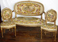 072052 LOUIS XVI STYLE CARVED GILT WOOD SALON SET