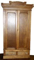 060025 AMERICAN ANTIQUE ARTS  CRAFTS OAK ARMOIRE