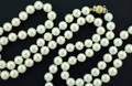 042055 CULTURED PEARL 14KT GOLD  DIAMOND NECKLACE