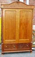 030018 AMERICAN EMPIRE OAK ARMOIRE HALF  SPIRAL DESIG