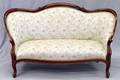 VICTORIAN MAHOGANY SETTEE C 1870