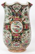 CHINESE ROSE MEDALLION PORCELAIN VASE