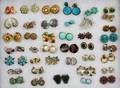 VINTAGE COLLECTION OF COSTUME EARRINGS 40 PAIRS