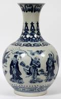 CHINESE BLUE  WHITE PORCELAIN VASE