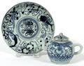 CHINESE BLUE  WHITE PORCELAIN PLATE  TEAPOT TWO