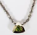 14KT WHITE GOLD NECKLACE W PERIDOT PENDANT